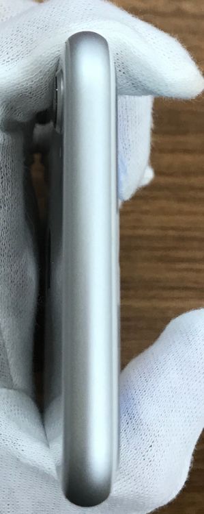 JCKAۡ84%SIMե꡼ iPhone8 64GBСդ