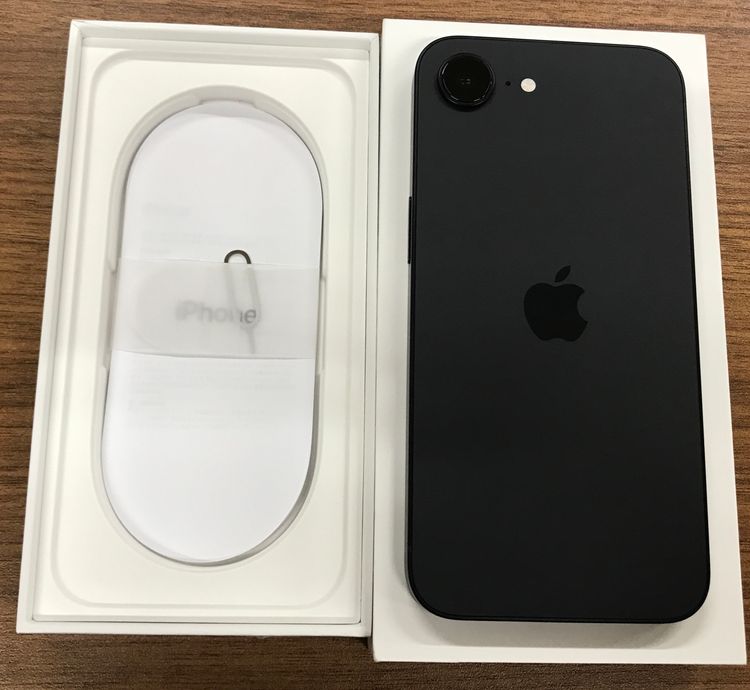 ��JCKA�ۡ������ǡ�Ķ���ʡ�����100%���� iphone16e�� 256GB ���֥�å���