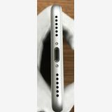 JCKAۡ83%SIMե꡼ iPhone8 64GBСդ