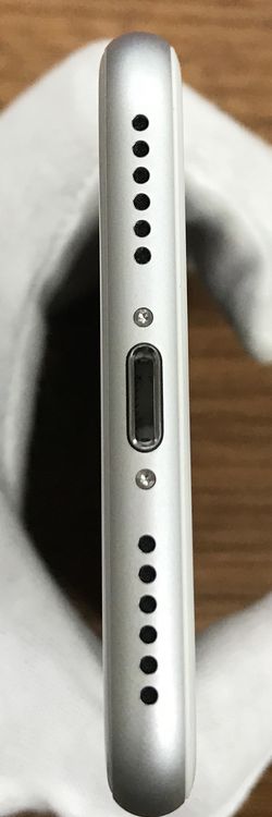 JCKAۡ83%SIMե꡼ iPhone8 64GBСդ