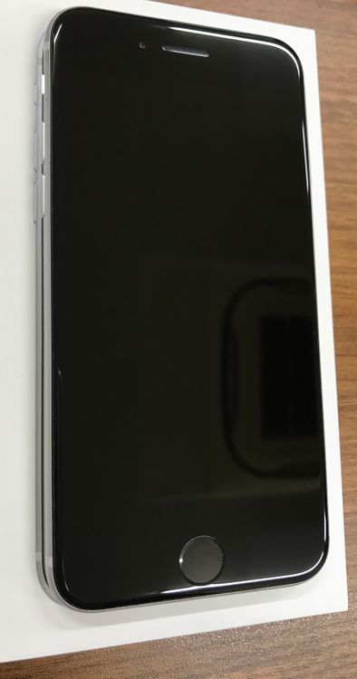 JCKAۡʡ100% SIMե꡼ iPhoneSE264GB ۥ磻