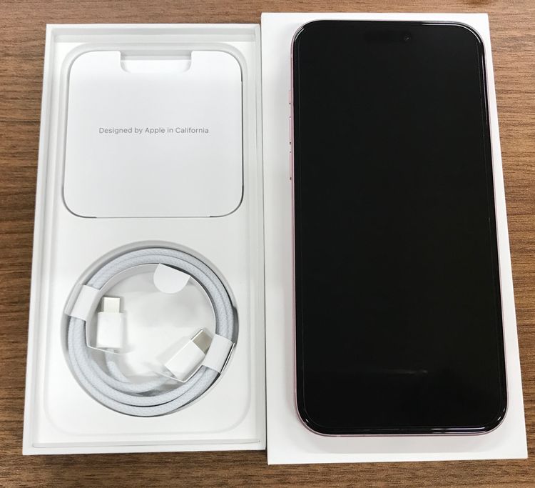 ��JCKA�ۡ�Ķ��������100%��SIM�ե�� iphone15Plus  128GB �ԥ󥯢�