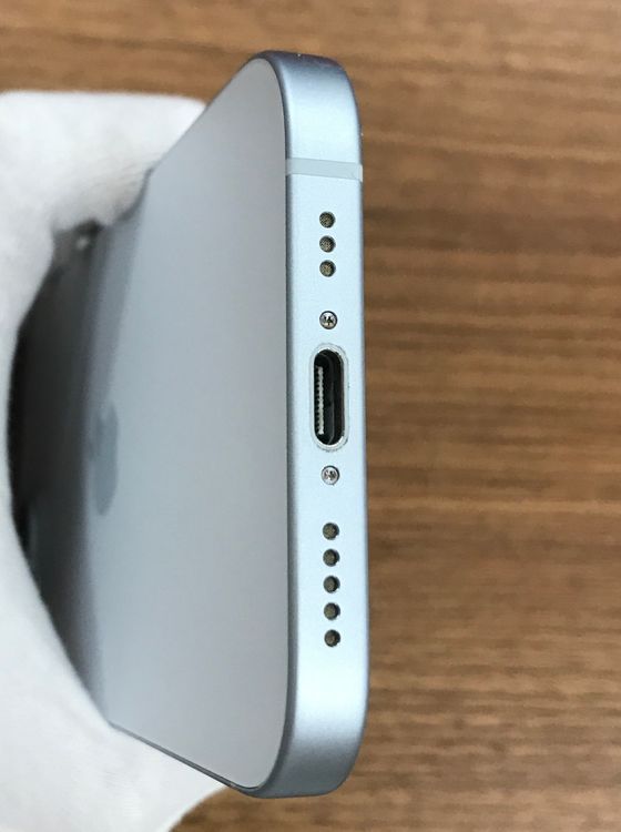 ��JCKA�ۡ����� ����83%��SIM�ե�� iphone15 128GB �֥롼��