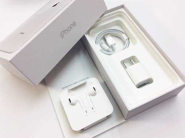 ムスビー｜☆白ロム キャッスル☆新品未使用！iPhone8Plus 64GB 