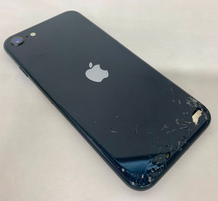 �ڶ��Сۡ��������sim�ե꡼��iPhoneSE3 64GB���ߥåɥʥ��ȡ��Хåƥ꡼84���