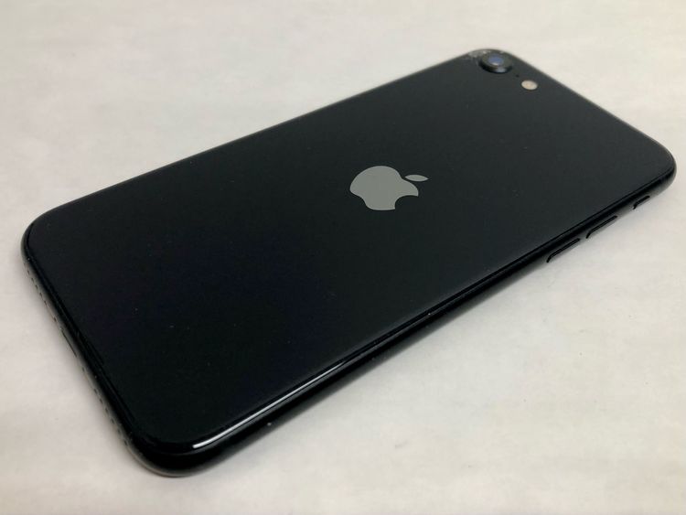 ڶСۡsimե꡼iPhoneSE3 64GBߥåɥʥȡХåƥ꡼81