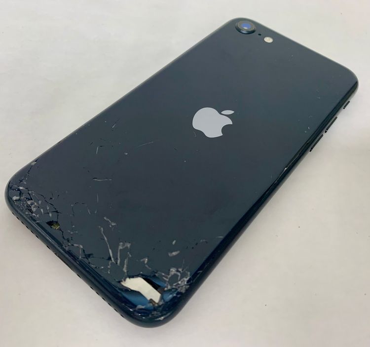 �ڶ��Сۡ��������sim�ե꡼��iPhoneSE3 64GB���ߥåɥʥ��ȡ��Хåƥ꡼84���