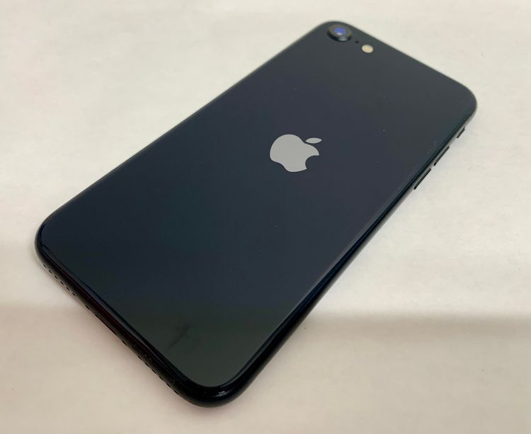 �ڶ��Сۡ����ʡ�sim�ե꡼��iPhoneSE3 64GB���ߥåɥʥ��ȡ��Хåƥ꡼84���