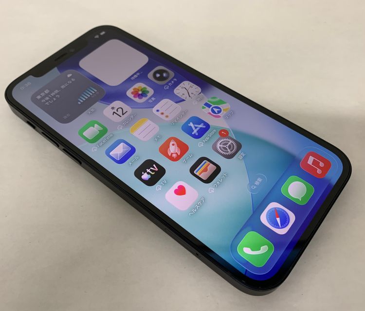 �ڶ��Сۡ����ʡ�sim�ե꡼��iPhone12��64GB���֥�å����Хåƥ꡼82���