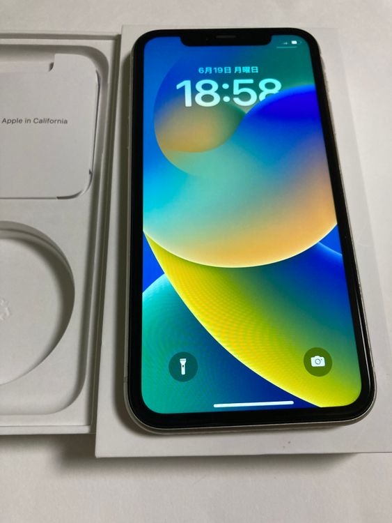 ���ʡ������ǡ�sim�ե꡼��iPhone11 64GB ����С���