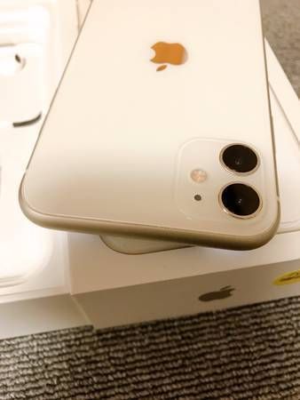 ムスビー｜超美品 Appleストア版 simフリーiPhone 1164GB ホワイト色 