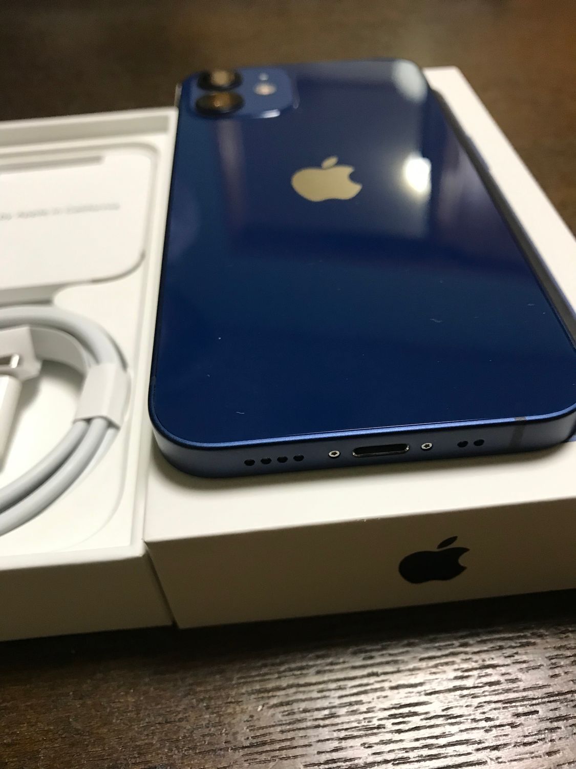 ムスビー｜超美品 国内版 simフリー iPhone12 mini 256GB ブルー色