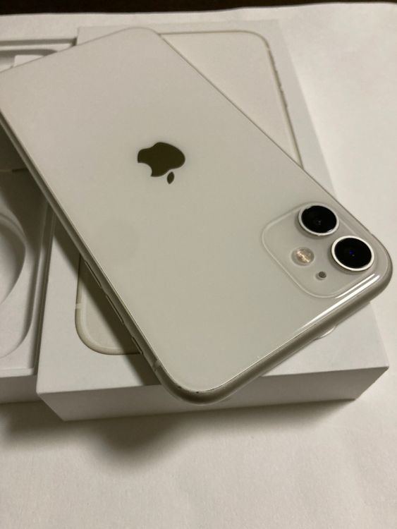 ���ʡ������ǡ�sim�ե꡼��iPhone11 64GB ����С���