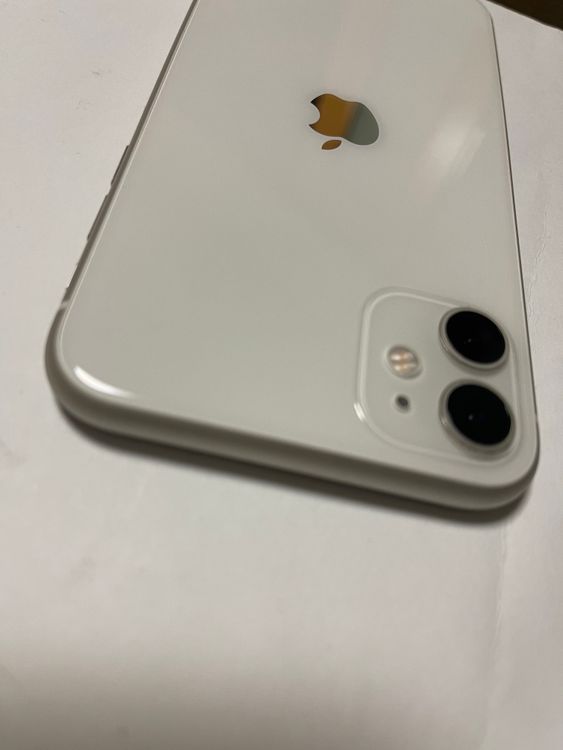 ���ʡ������ǡ�sim�ե꡼  iPhone11 128GB �ۥ磻�ȿ�