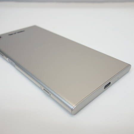 Sony Xperia XZ1 64GB SIM�ե꡼ silver G8341��SIM�ե꡼��