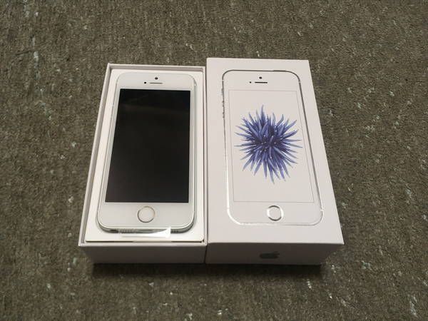 ムスビー｜iphone SE 128GB A1723 SIMフリー シルバー +おまけ 2  