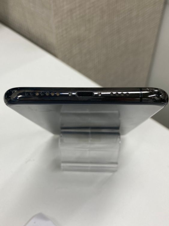 �ڥ�����ʡ�iphone11ProMax/256GB/���ڡ������졼���Хåƥ꡼81%