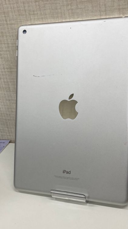 �����ʡ�iPad��6���� Wi-Fi��ǥ�/32GB/����С�