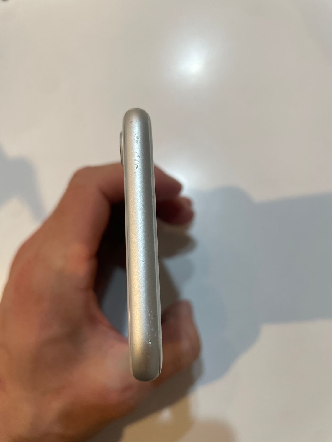 ムスビー｜iPhone8 128GB シルバー【iPhone8 SIMフリー（国内版