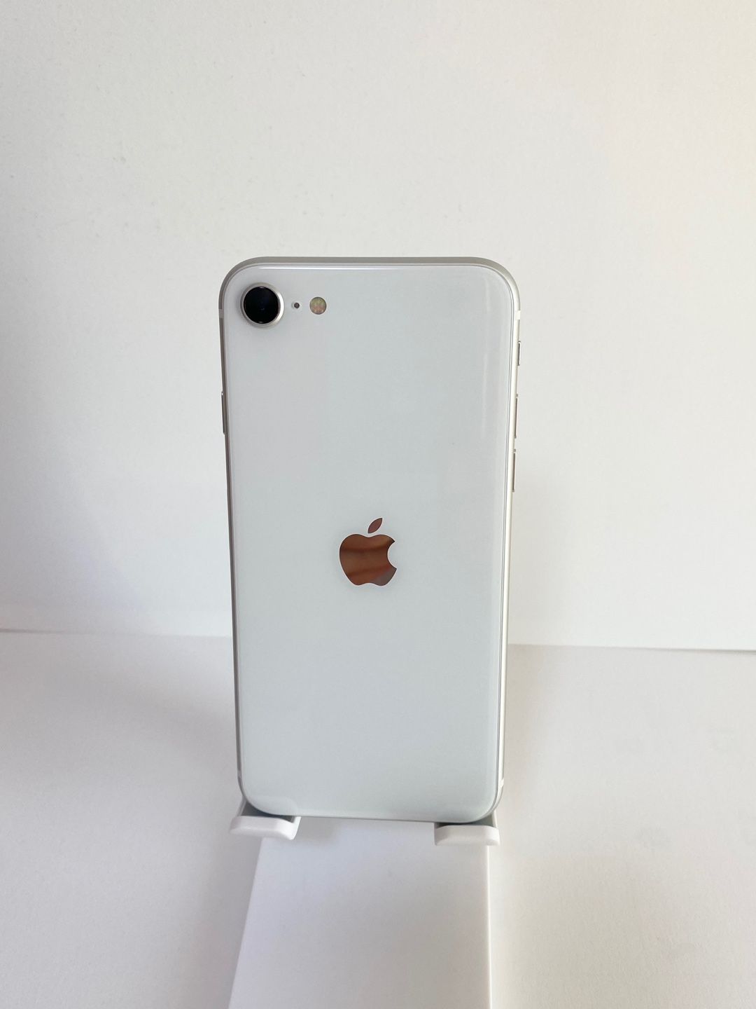 ムスビー｜iPhoneSE 第2世代 64GB AU版SIMフリー【iPhone SE(第2世代 