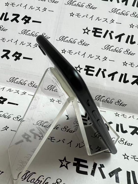 �֥�Х��륹���������� ���ޤ��դ����Хåƥ꡼87�� iPhone SE(��3����) 128gb ��