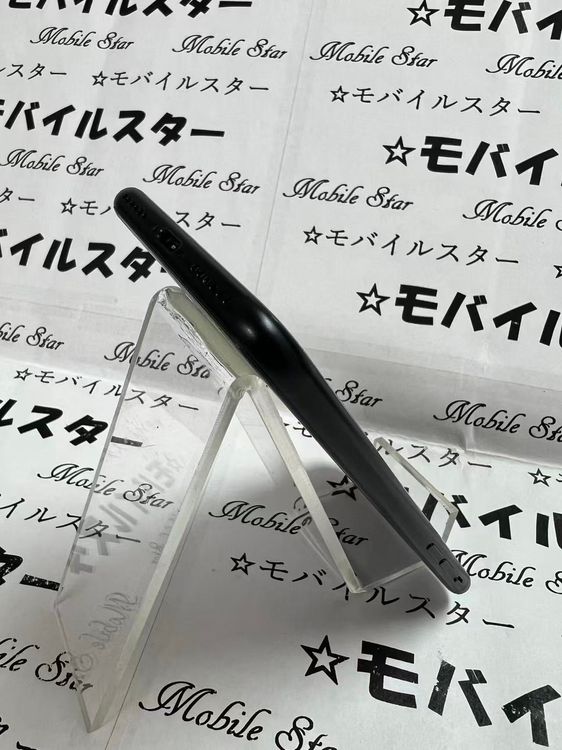 �֥�Х��륹���������� ���ޤ��դ����Хåƥ꡼87�� iPhone SE(��3����) 128gb ��