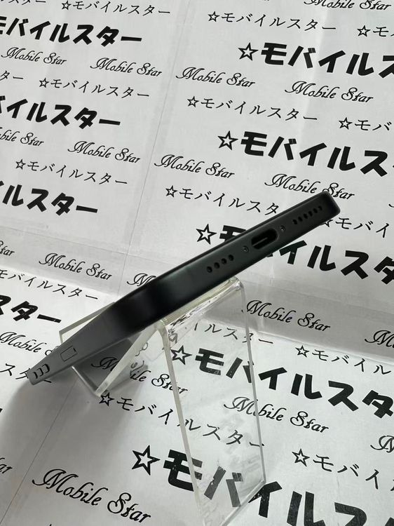 �֥�Х��륹���������� ���ޤ��դ����Хåƥ꡼100��  iPhone16 Plus 256GB ��