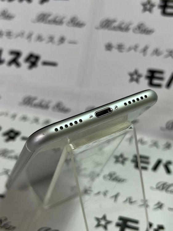 �֥�Х��륹���������� ���ޤ��դ����Хåƥ꡼91�� iPhone SE(�裲����) 64gb ��