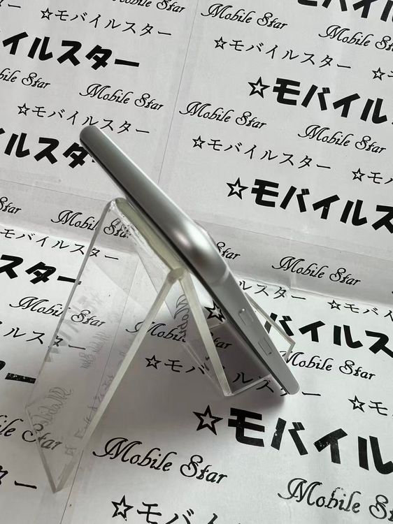 �֥�Х��륹���������� ���ޤ��դ����Хåƥ꡼93�� iPhone SE(�裲����) 64gb ��