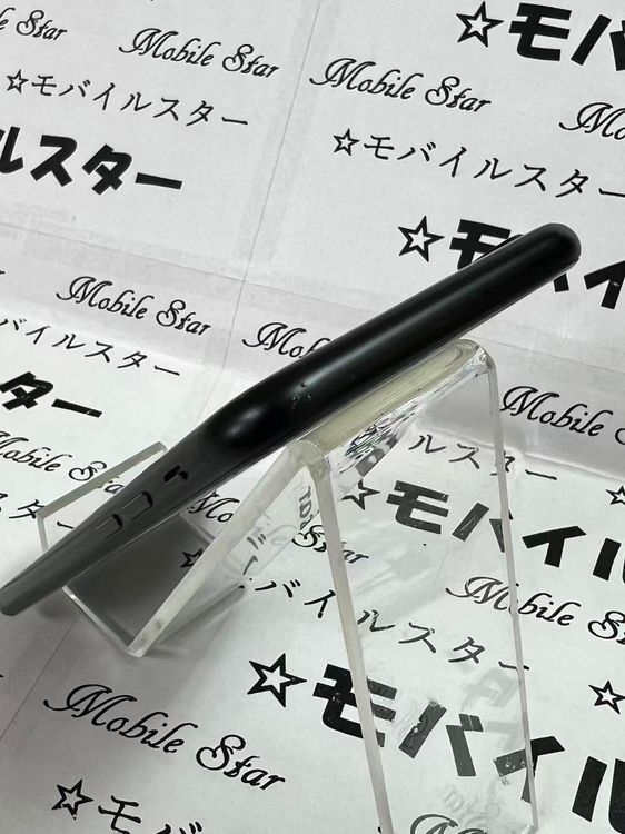 �֥�Х��륹���������� ���ޤ��դ���SIM�ե꡼ iPhone SE(�裲����) 64gb ��