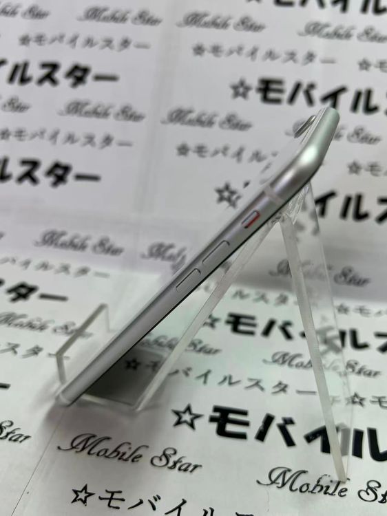 �֥�Х��륹���������� ���ޤ��դ����Хåƥ꡼96�� iPhone SE(�裲����) 64gb ��