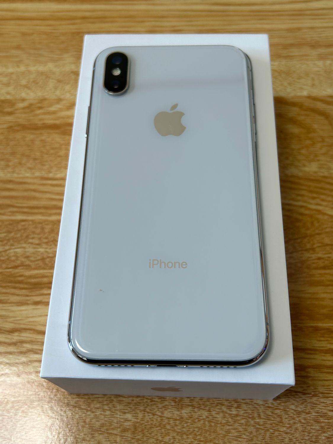 ムスビー｜【純正バッテリー100%】 iPhone X シルバー 64GB SIMロック 