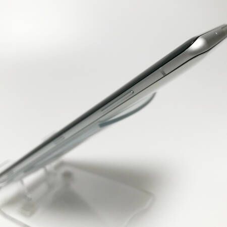 �ڸ�����ʡ�Xperia XZ3 �ۥ磻�ȥ���С� �������ڥꥢ SOV39