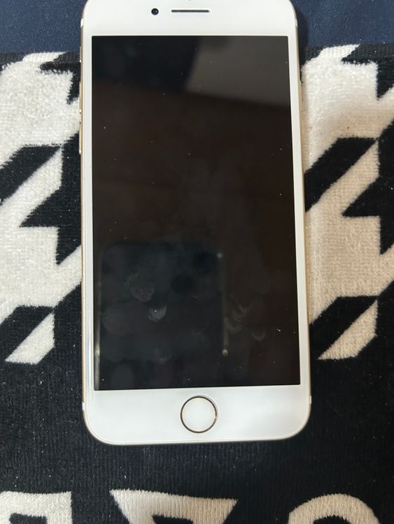 iPhone7 128GB ������� SIM�ե꡼�ڥ�ե����ӥå����ʡۡ�̤�����ʡ�