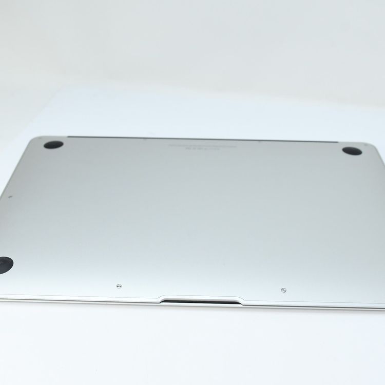 �ڽ�����39���MacBook Air 13����� 4GB/128GB