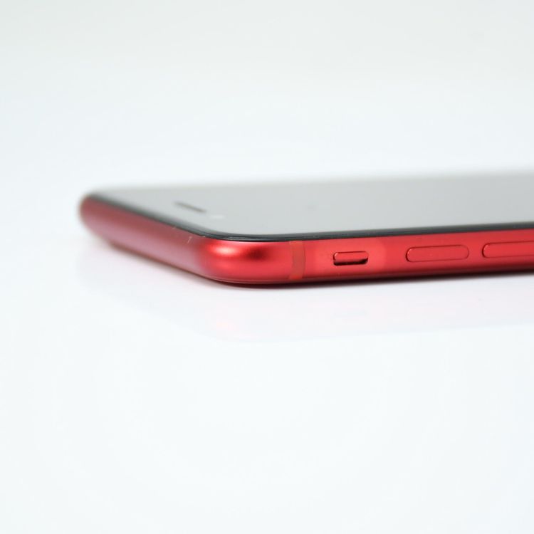 ��ư���ǽ������100����վ����ʡ�SIM�ե꡼ iPhone SE �裲���� 64GB ��å�
