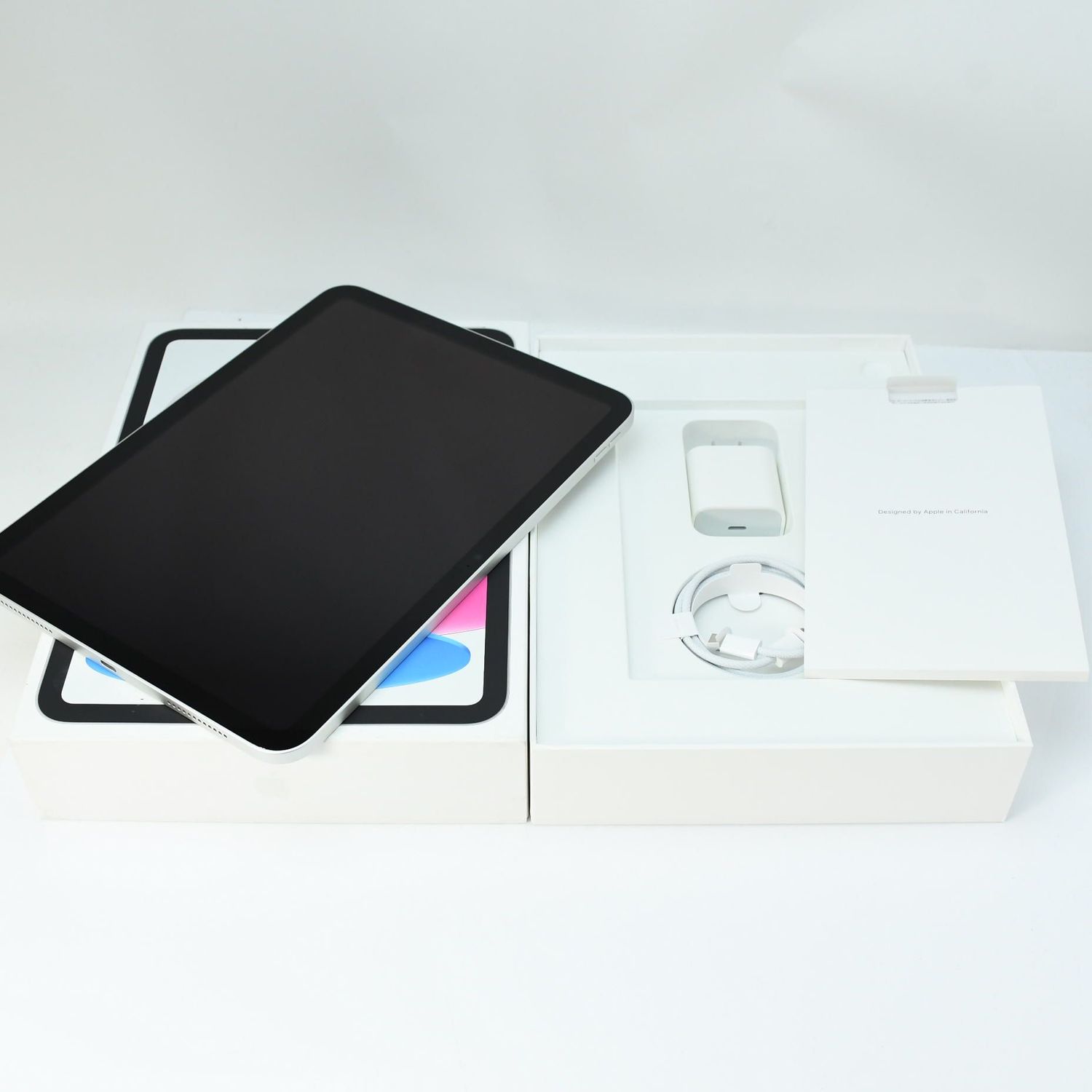 Apple iPad 第10世代 ブルー 64GB Wi-Fi 海外版 Amazon.com : Apple 