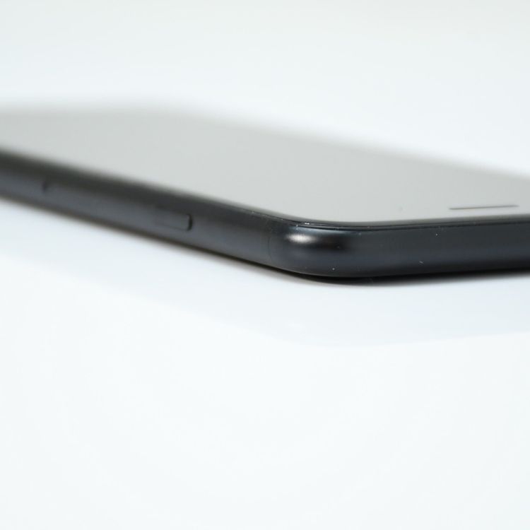 SIM�ե꡼ iPhone SE �裲���� 64GB �֥�å�