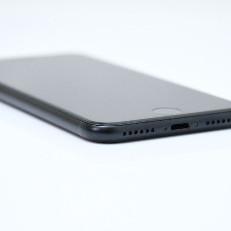 ưġ100 %ʡSIMե꡼ iPhoneSE 裳 64GB ߥåɥʥ