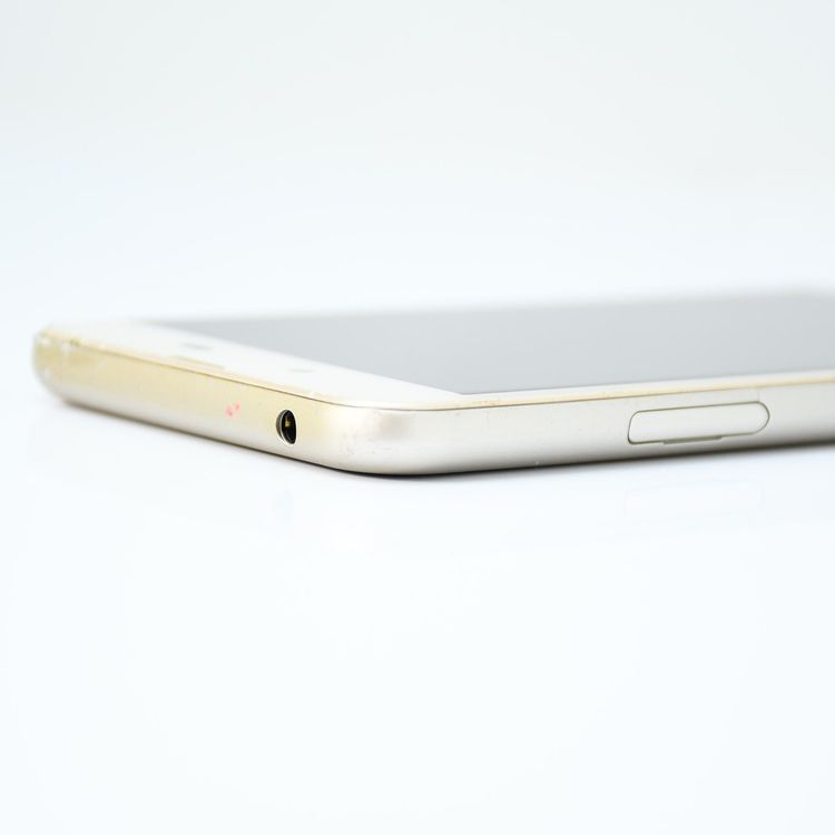 �ڱվ����ʡ������ɹ���docomo SIM�ե꡼ AQUOS sense SH-01K �������