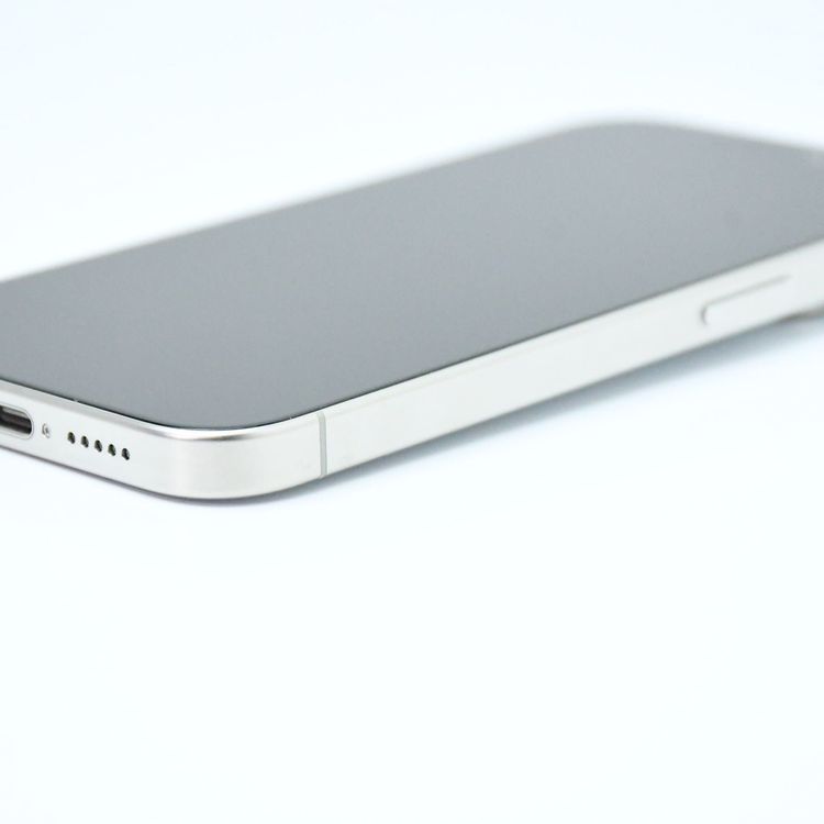 ʡХåƥ꡼99%SIMե꡼ iPhone15 Pro 256GB ۥ磻