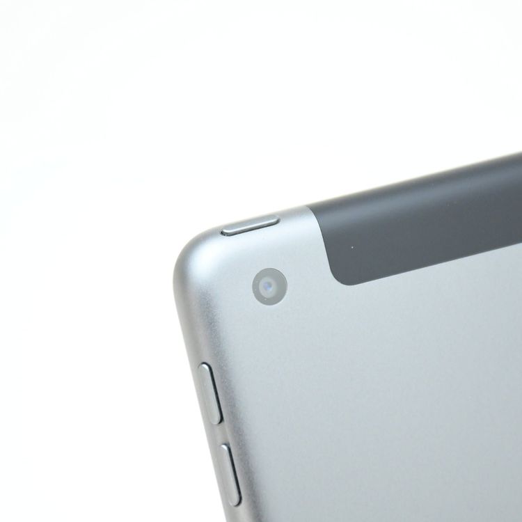�ڥХåƥ꡼��������92������ʡ�SIM�ե꡼iPad ��9���� 64GB ���ڡ������쥤