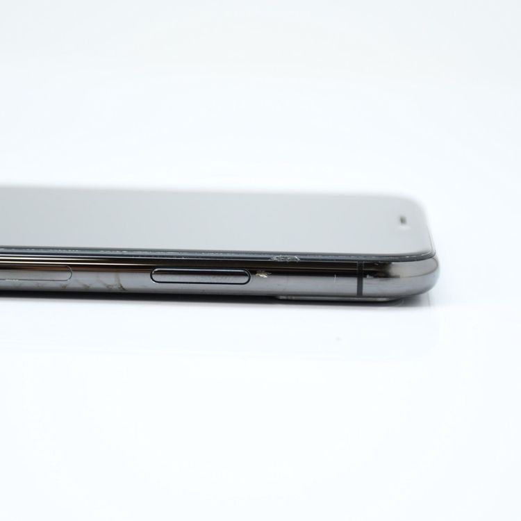 �ڱվ����ʡ�ư��ġ�����100 %��docomo SIM�ե꡼ iPhone XS Max 64GB