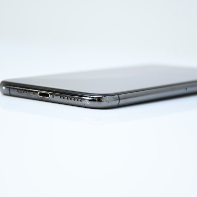 �����ʡ������Хåƥ꡼82���au SIM�ե꡼ iPhone XS Max 256GB