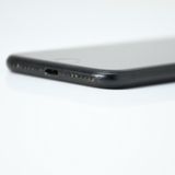 ������Ź���Ӹ򴹺�100���SIM�ե꡼ iPhone SE �裲���� 64GB �֥�å�