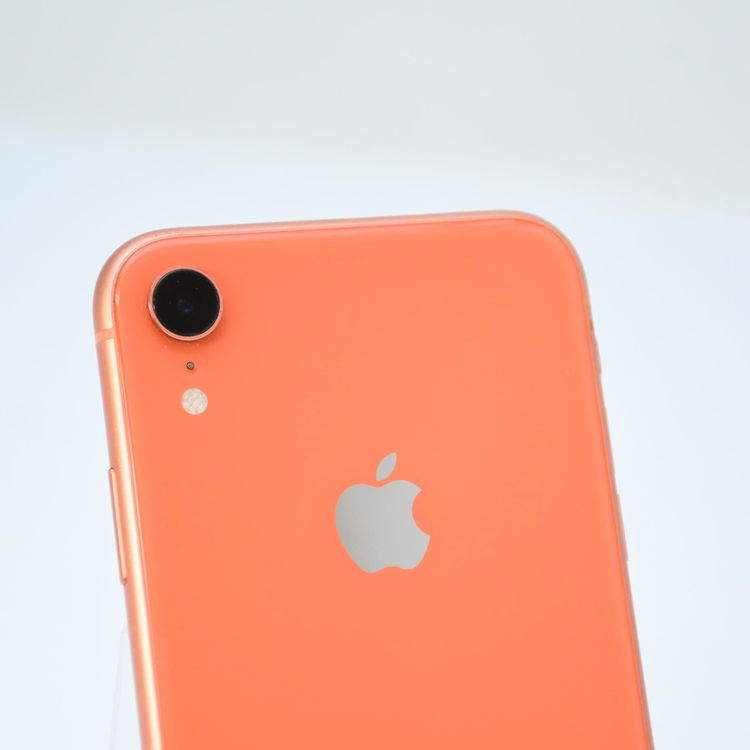 docomo SIM�ե꡼ iPhone XR 128GB �������