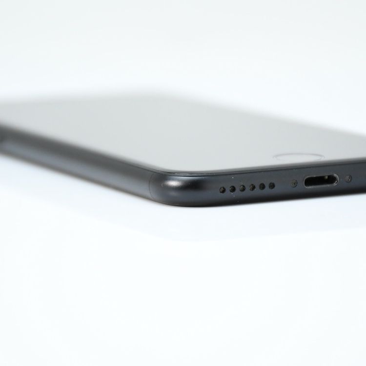 �����ʡ�au SIM�ե꡼ iPhone SE �裲���� 64GB �֥�å�