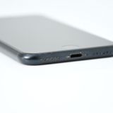 �ڱվ����ʡ������Хåƥ꡼83%��au SIM�ե꡼ iPhoneSE �裳���� 64GB