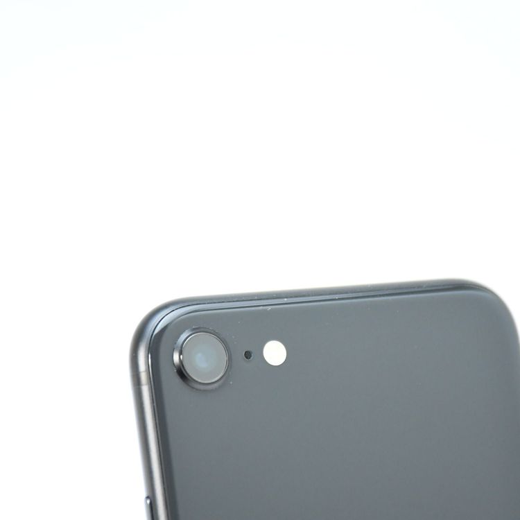 �����ʡ���������83%��au SIM�ե꡼ iPhone SE �裲���� 64GB �֥�å�