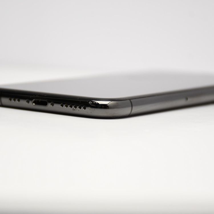 �����ʡ�SIM�ե꡼ iPhone11 Pro 256GB ���ڡ������쥤